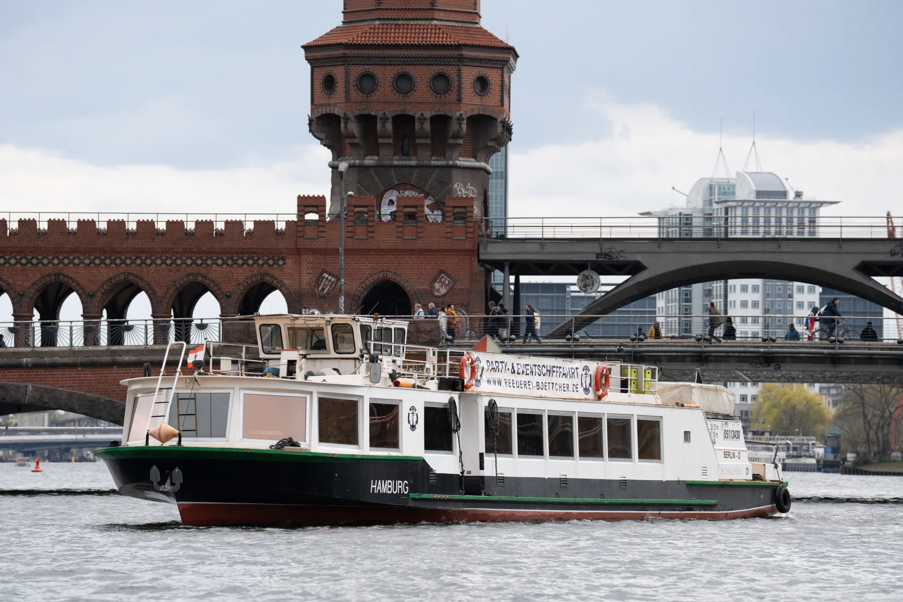 MS Hamburg – Großes Oktoberfest Firmenevent Berlin bis 100 Personen